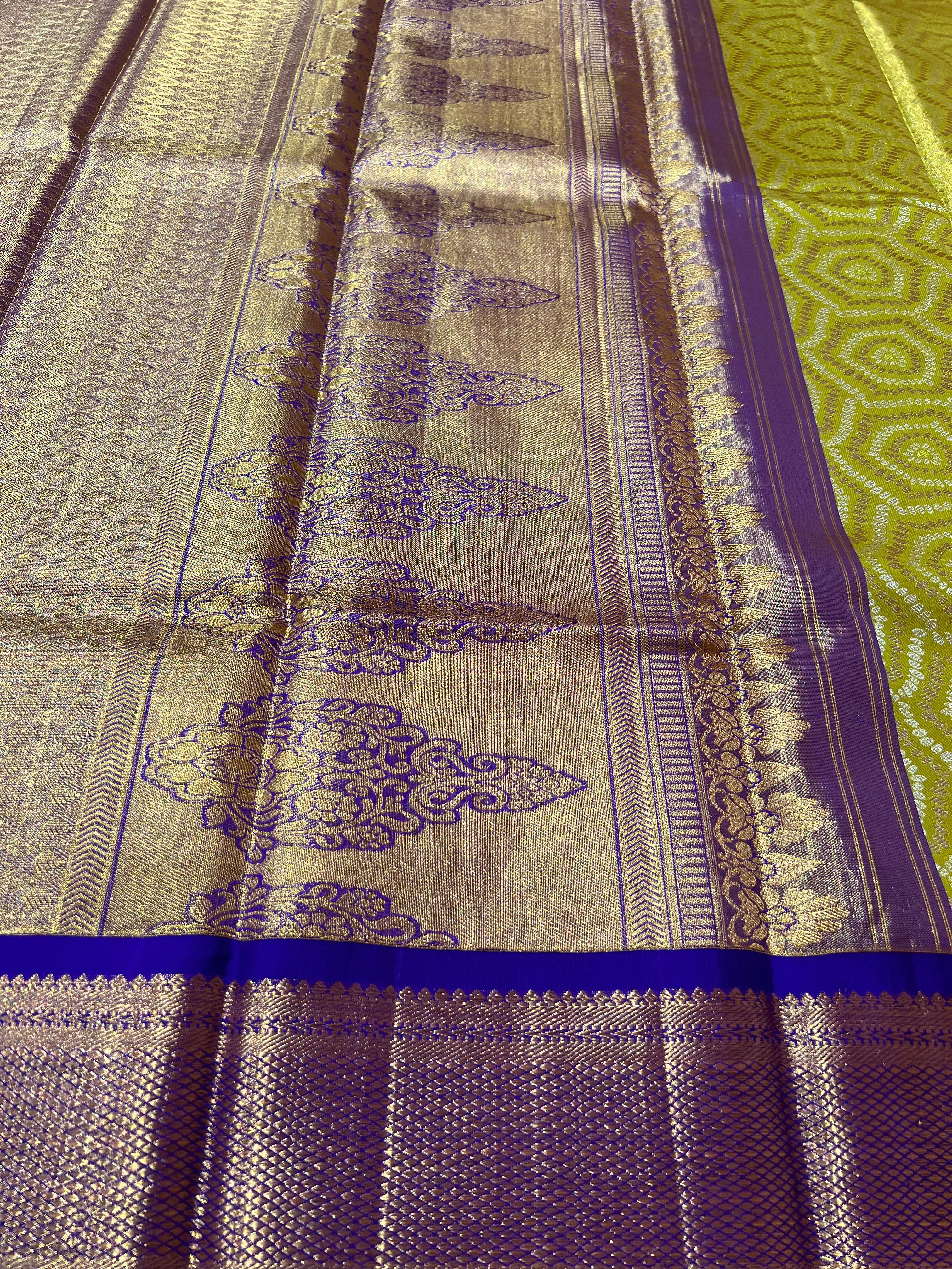 Hexagon pattern greenish yellow and Nevy Blue kanjeevaram silk saree