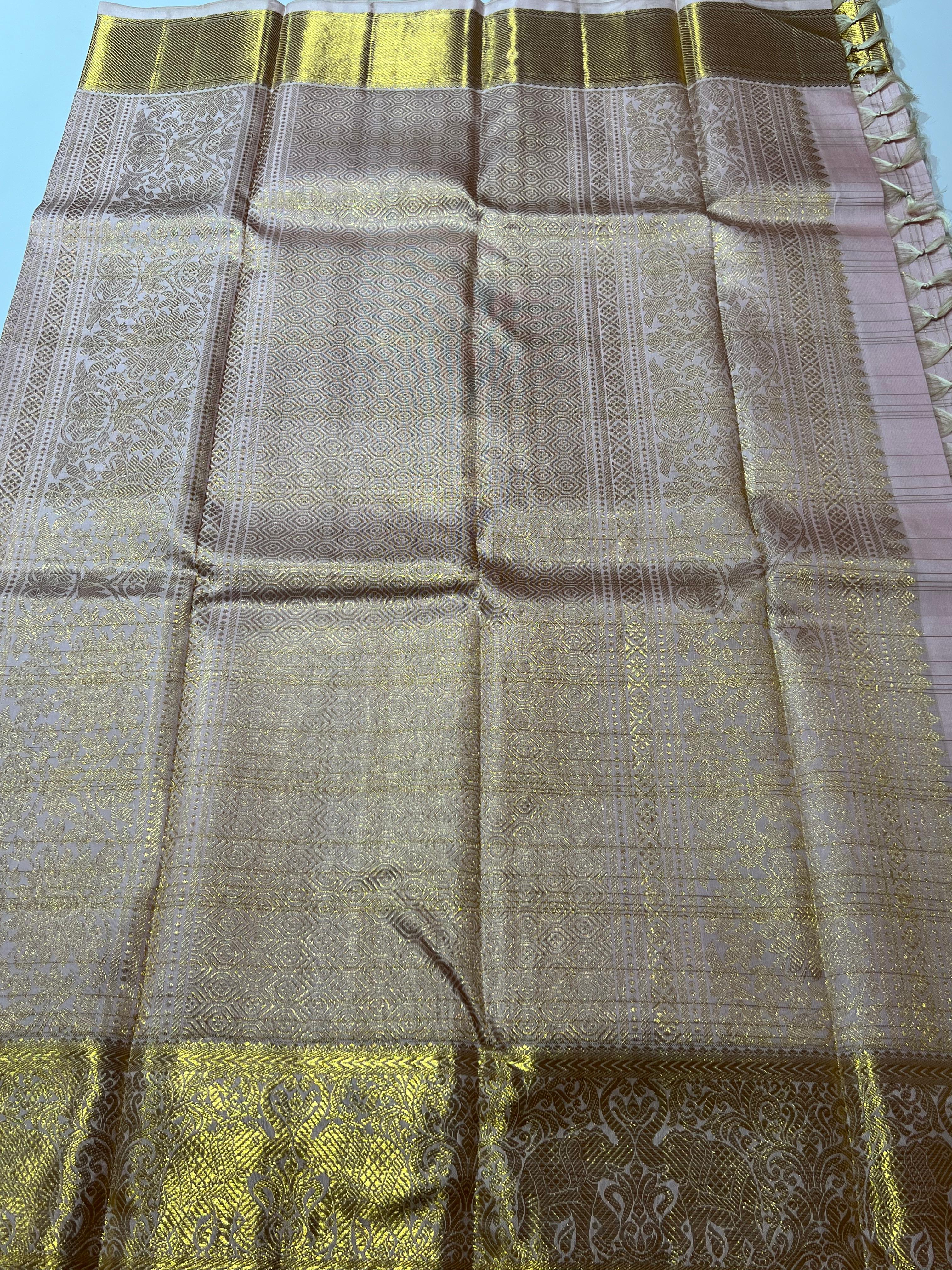Check pattern Light pink and golden Kanjeevaram silk saree