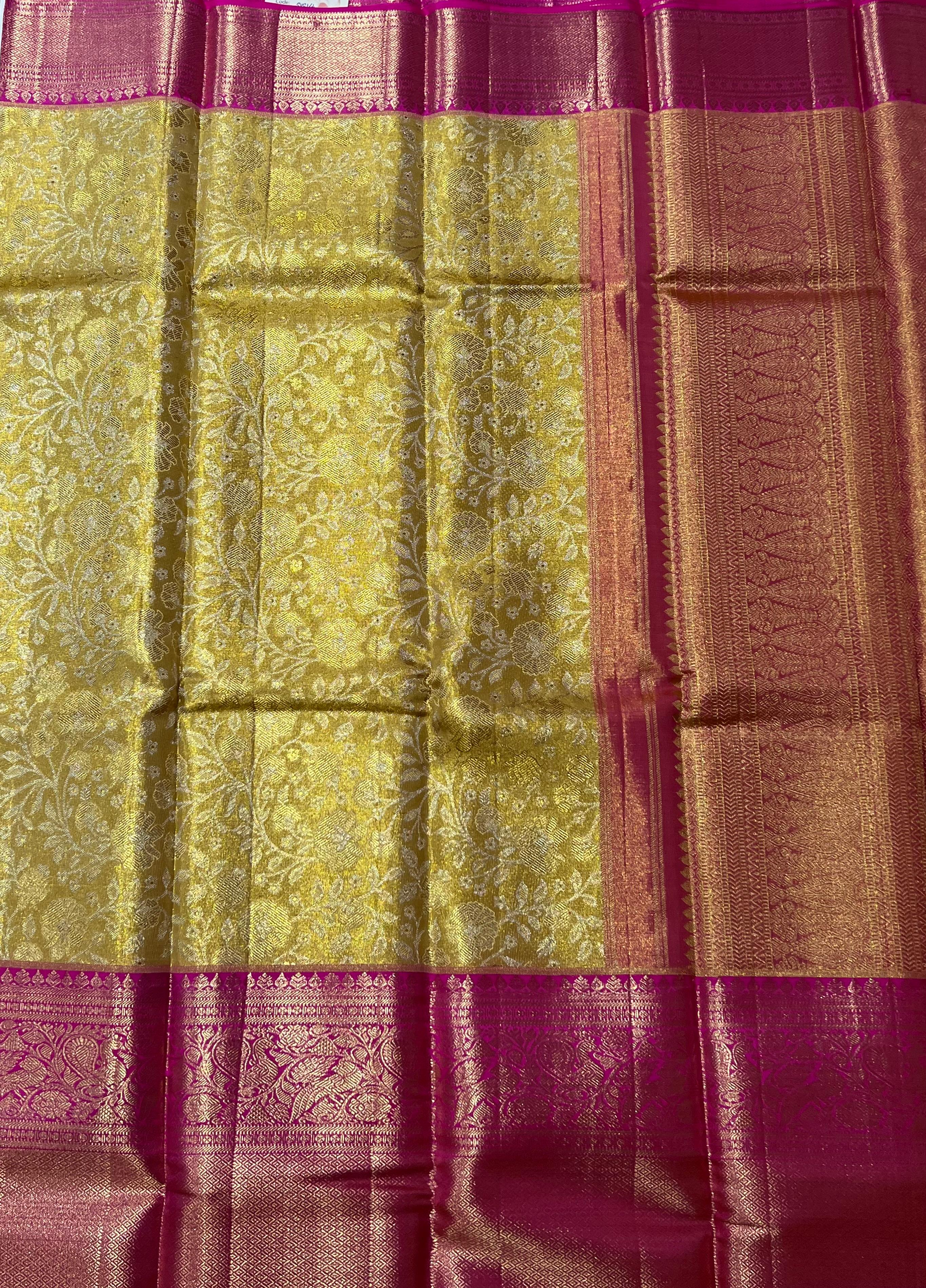 Rose motif Golden and pink kanjeevaram silk saree