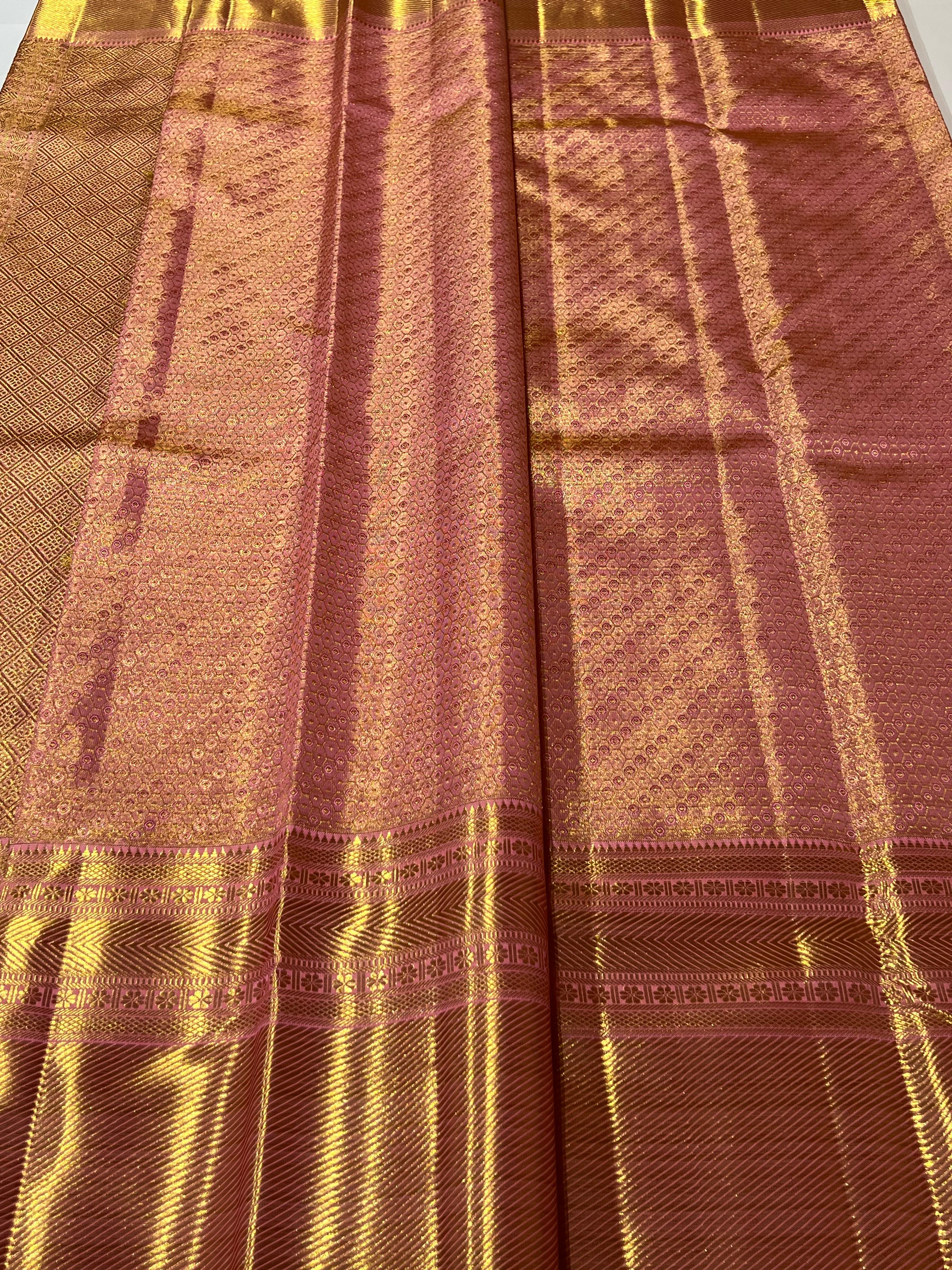 Diagonal line Peach kanjeevaram silk saree