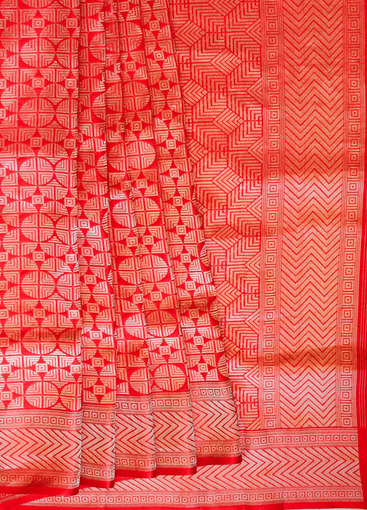 Rati Red Banaras saree