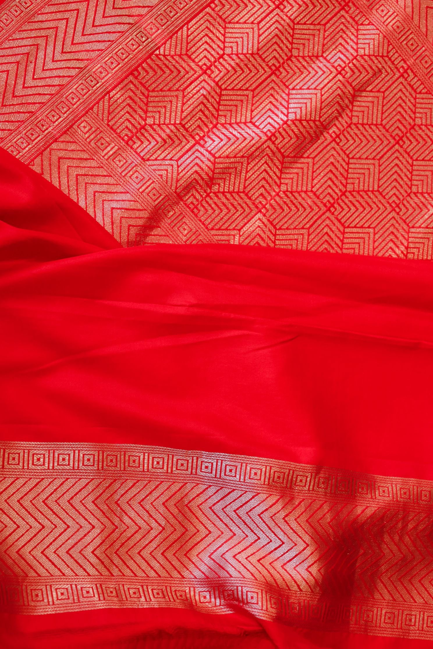 Rati Red Banaras saree