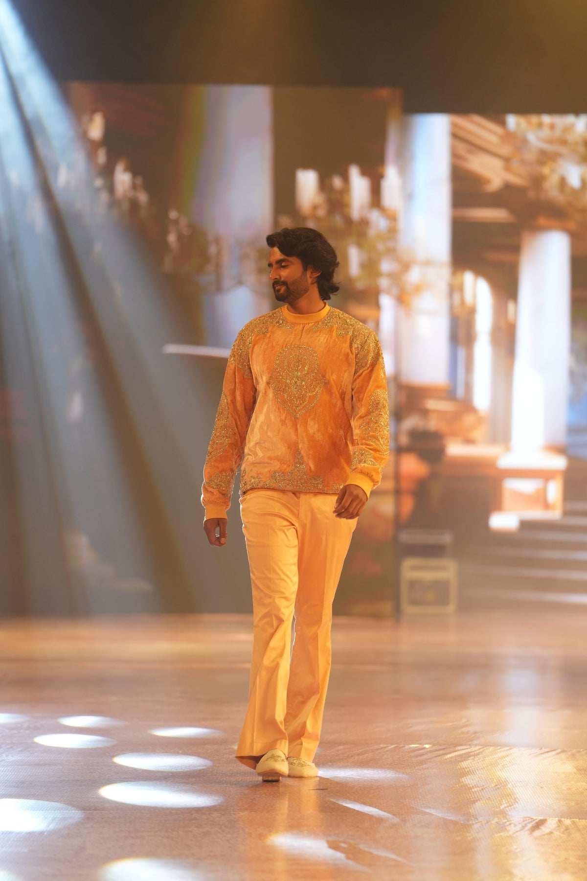 RUDRA SWEATSHIRT